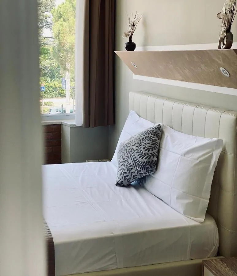 Atico Hotel Desenzano del Garda