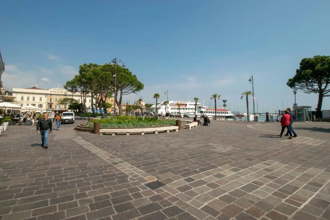 Atico Hotel Desenzano del Garda
